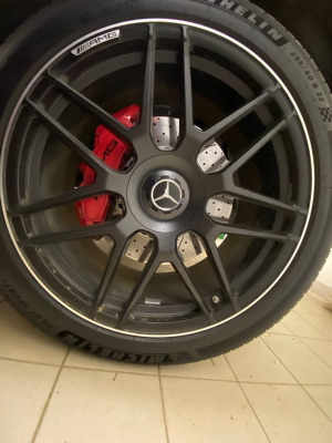 Кованые диски Mercedes G63 AMG r22x10J ET36 5x130 чёрный с белой проточкой A46340120007X71 - вид 1 миниатюра